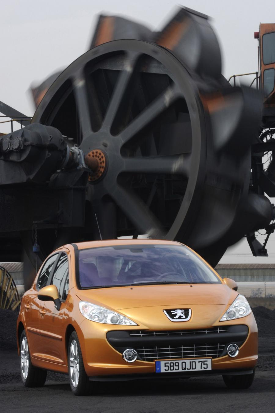  Peugeot 207 2006 года  (фото 178 из 180)